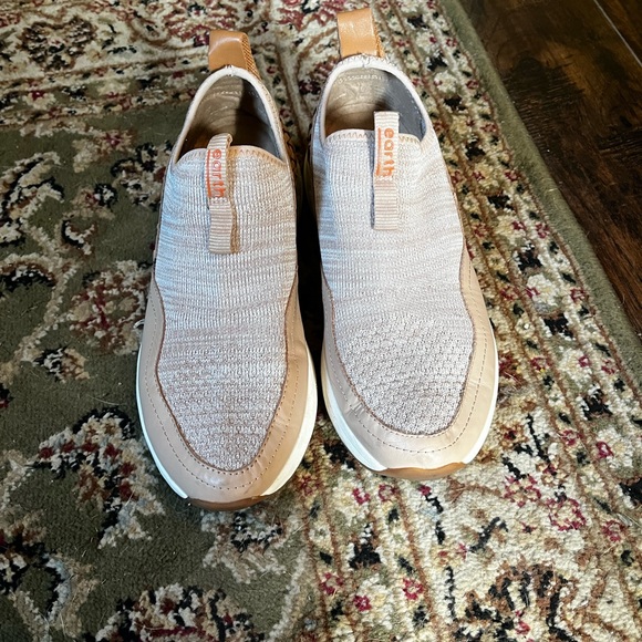 Blush pink earth Brand Shoes - Picture 5 of 7